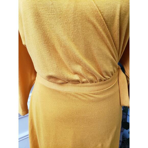 a.n.d Knee Length Dress Womens Small Yellow Long Sleeve V Neck Belted Open Front - Picture 9 of 13